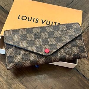 Louis Vuitton Josephine Wallet